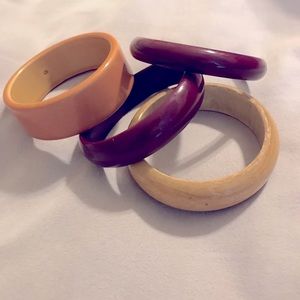 4 Vintage bangle bracelets